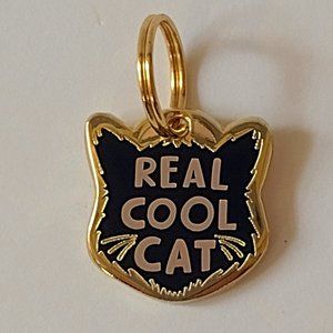 Pet Charm Real Cool Cat  Diameter 0.75 inch aprox  Primitives by Kathy